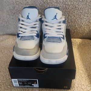 Jordan 4 Retro Kids